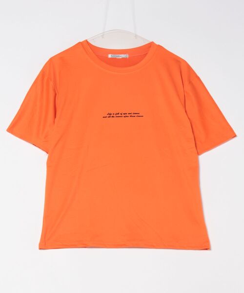 Asterellivi(アステレリビ)の「1枚で映える!英字ロゴラウンドTシャツ/春夏のマストアイテム(Tシャツ/カットソー・レディース・グリーン/オレンジ/ブラック/ホワイト・FREE)」の12枚目の写真