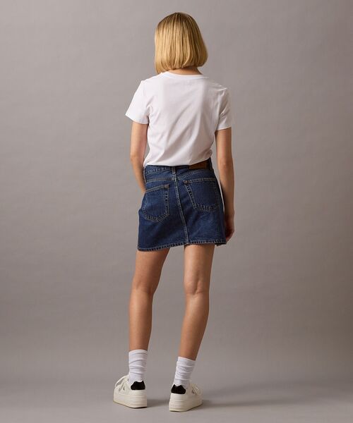Calvin Klein(カルバン・クライン)の「ロゴスリムTシャツ(Tシャツ/カットソー・レディース・ブラック/ホワイト・M/S/XS/L)」の5枚目の写真