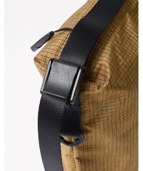 master-piece（マスターピース）の「O.C.R.L.（0-cho-rui-lab / レイ