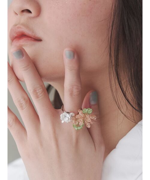 merry jenny(メリージェニー)の「お花畑のゆびわ(リング・レディース・イエロー/ピンク・FREE)」の1枚目の写真