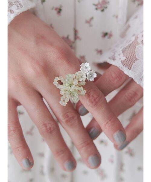 merry jenny(メリージェニー)の「お花畑のゆびわ(リング・レディース・イエロー/ピンク・FREE)」の2枚目の写真