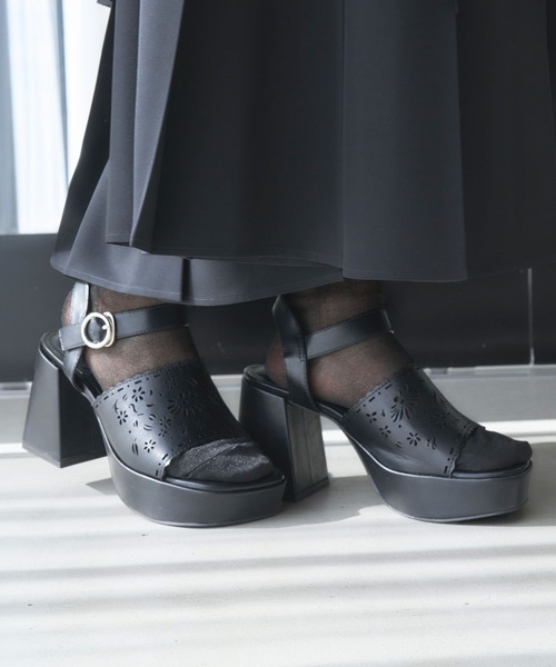 ニョッキHARE ハレ Wバックルサンダル 新品未使用 fj3639-01_2.jpg