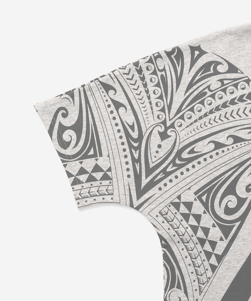 Hurley （ハーレー）の「【Hurley/ハーレー】ロゴデザインTシャツ　吸汗速乾　TERRY TRIBAL ICON OVRSZD SS T（Tシャツ/カットソー・メンズ・ピンク/カーキブラウン/ヘザーグレー/グレー系その他/ブラック/ブルーグレー・LARGE/MEDIUM/SMALL/X-LARGE）」の19枚目の写真