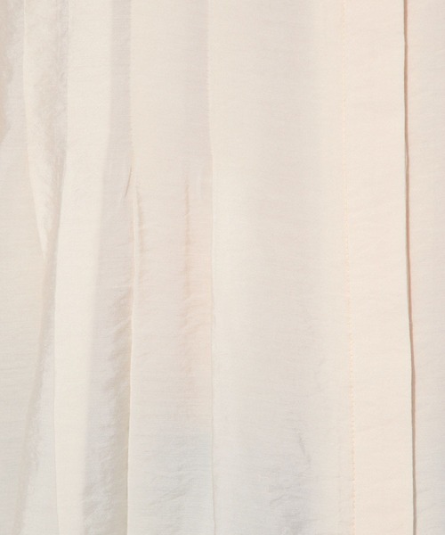 Elura(エルーラ)の「アイロンいらずセミシアタックブラウス/316597(シャツ/ブラウス・レディース・オフホワイト/ライトブルー/ベージュ・FREE)」の6枚目の写真