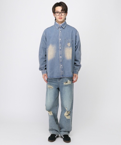 LAND MUSEUM（ランドミュージアム）の「LAND MUSEUM／ダメージデニムシャツ（シャツ/ブラウス・メンズ・ライトブルー/ブラック・FREE）」の15枚目の写真