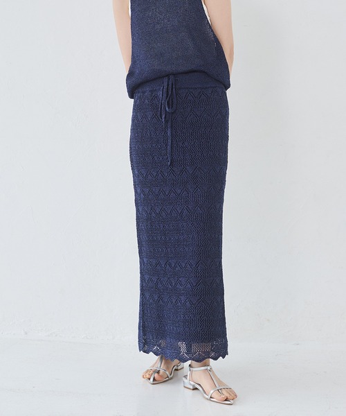 hunch（ハンチ）の「ペーパーヤーン 透かし編み ニットナロースカート（スカート・レディース・ネイビー/ベージュ/ブルーグレー・FREE）」の3枚目の写真