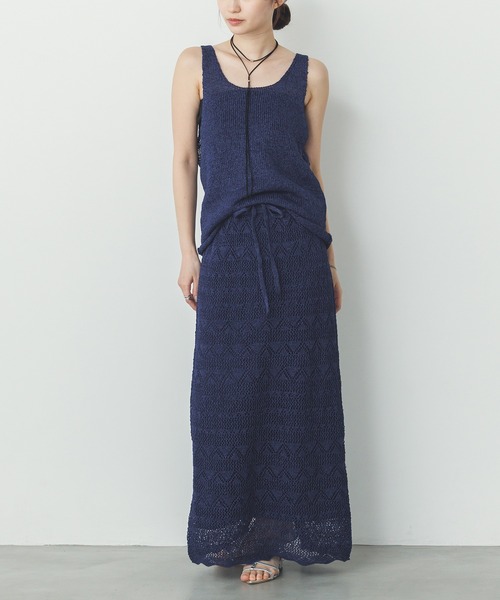 hunch（ハンチ）の「ペーパーヤーン 透かし編み ニットナロースカート（スカート・レディース・ネイビー/ベージュ/ブルーグレー・FREE）」の17枚目の写真