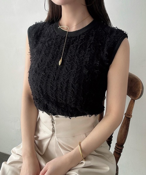 Meiru(メイル)の「ツイードフリンジノースリーブニット(ニット/セーター・レディース・グレー/アイボリー/ブラック・LARGE/MEDIUM)」の15枚目の写真