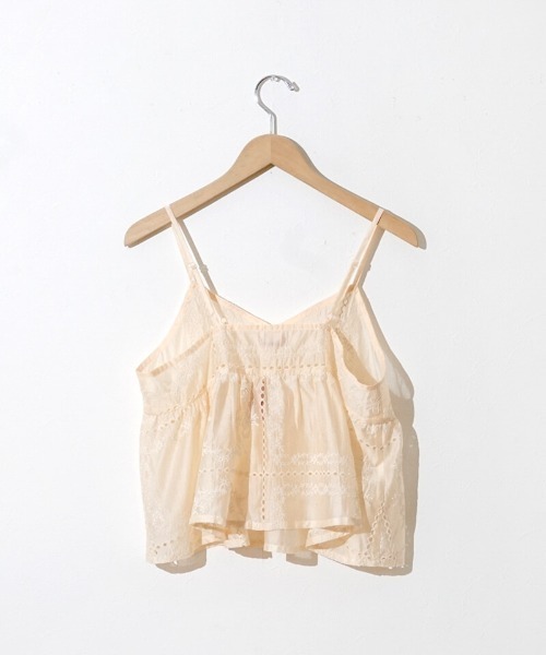 flower(フラワー)の「ノスタルジーエンブロイダリービスチェ(キャミソール・レディース・コーラルピンク/ホワイト・FREE)」の22枚目の写真