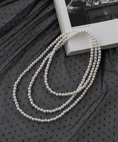 MAISON BREEZE(メゾンブリーズ)の「【MAISON BREEZE】7mmパール スーパーロングネックレス OSWY(ネックレス・レディース・ホワイト・FREE)」の3枚目の写真