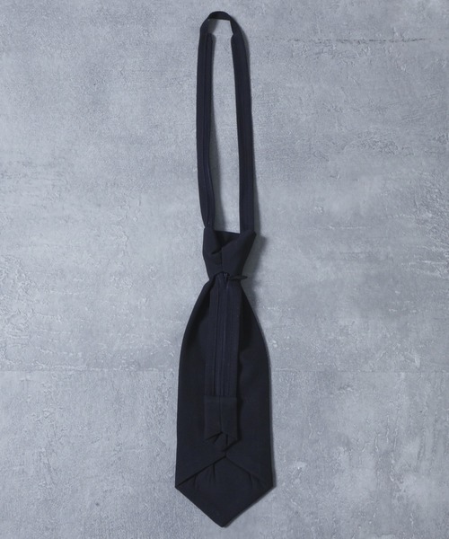 Amilige（アミリージュ）の「CROSS HEART BEAR刺繍ショートネクタイ（ネクタイ・レディース・ブラック・ONE SIZE）」の7枚目の写真