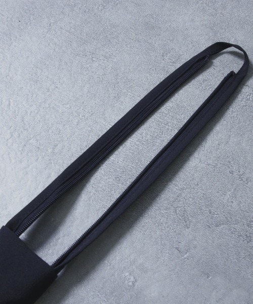 Amilige（アミリージュ）の「CROSS HEART BEAR刺繍ショートネクタイ（ネクタイ・レディース・ブラック・ONE SIZE）」の5枚目の写真