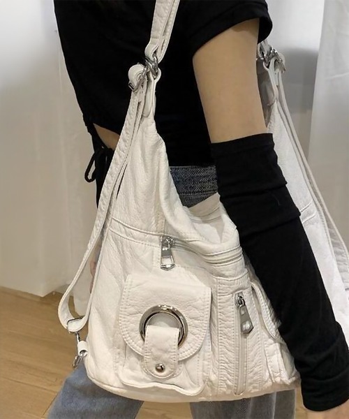 blackdia ocean（ブラックダイヤオーシャン）の「blackdia ocean 2WAYバックルポケットレザーバッグ（ショルダーバッグ・レディース・ブラック/ホワイト・FREE）」の7枚目の写真
