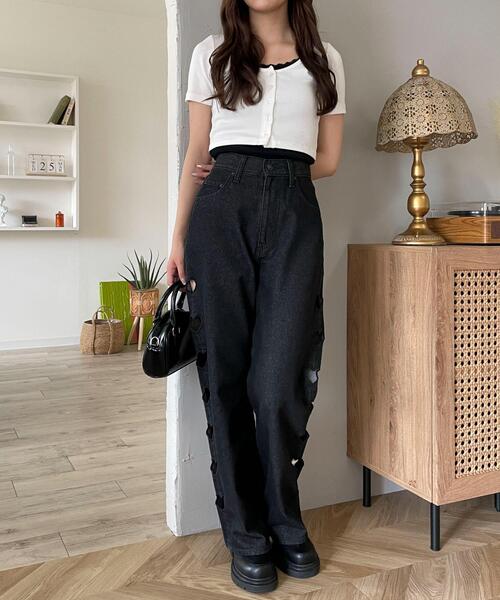 WEGO（ウィゴー）の「WEGO/ハートサイドラインストレートパンツ（デニムパンツ・レディース・ブラック/ライトインディゴブルー・SMALL/MEDIUM）」の3枚目の写真