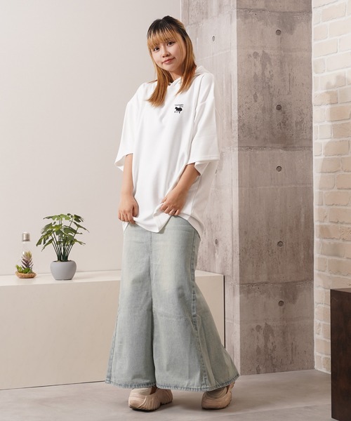 1111clothing(ワンフォークロージング)の「ガール&クロネコ ポンチTパーカー / Girl & Kuroneko Ponch Short-Sleeved Hoodie(パーカー・レディース・ブラック/ライトグレー/ホワイト・L/M)」の7枚目の写真