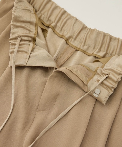 ROPE'(ロペ)の「【洗える・カセット服】ライトトリアセイージーワイドパンツ/お仕事・通勤・セットアップ対応(その他パンツ・レディース・ベージュ/ネイビー/ブルー/ワイン/ブラック・36/38)」の9枚目の写真