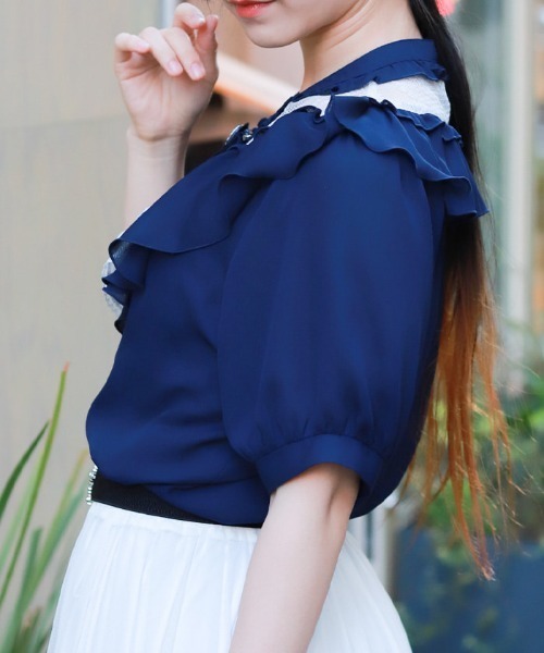axes femme（アクシーズファム）の「ジャボ付きレース×フリルブラウス（シャツ/ブラウス・レディース・ブラック/ネイビー/キナリ・LARGE/MEDIUM）」の6枚目の写真