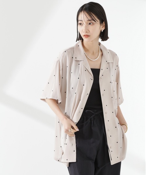 NANO universe（ナノユニバース）の「とろみ開襟ドットシャツ(セットアップ可)（シャツ/ブラウス・レディース・ホワイト/ベージュ/ブラック・FREE）」の5枚目の写真