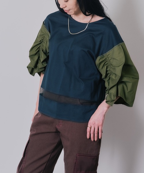 DOLLUPOOPS(ドールアップウップス)の「フリルスリーブ配色ステッチヘムシアートップス(Tシャツ/カットソー・レディース・ダークグリーン/ブラック/ネイビー・38)」の2枚目の写真