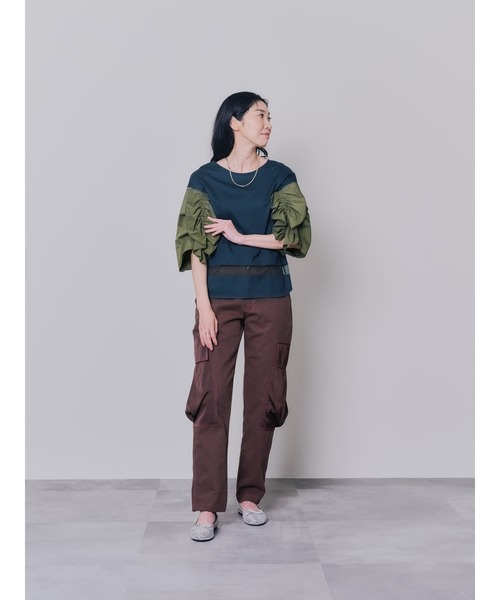 DOLLUPOOPS(ドールアップウップス)の「フリルスリーブ配色ステッチヘムシアートップス(Tシャツ/カットソー・レディース・ダークグリーン/ブラック/ネイビー・38)」の11枚目の写真