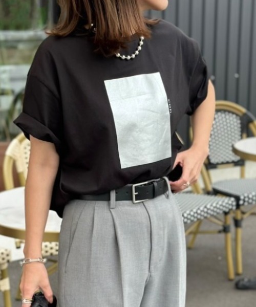 deux amour(ドゥーザムール)の「【ZOZO限定】smillemii._3さんコラボ箔プリントT(Tシャツ/カットソー・レディース・ブラック/ホワイト・FREE)」の1枚目の写真