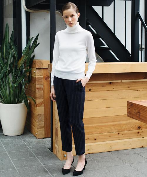 green label relaxing（グリーンレーベルリラクシング）の「CB WカルゼST BACKゴム パンツ◆（その他パンツ・レディース・オフホワイト/ライトグレー/ネイビー・40/38）」の5枚目の写真