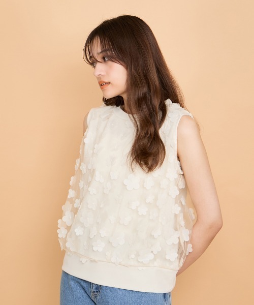 QUEENS COURT（クイーンズコート）の「3Dフラワーチュールレイヤードプルオーバー≪手洗い可能≫（Tシャツ/カットソー・レディース・ブラック/オフホワイト/ベージュ・M）」の10枚目の写真