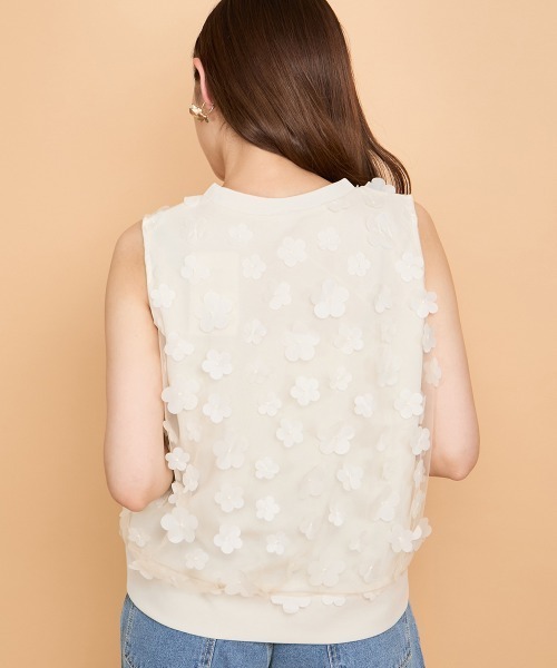 QUEENS COURT（クイーンズコート）の「3Dフラワーチュールレイヤードプルオーバー≪手洗い可能≫（Tシャツ/カットソー・レディース・ブラック/オフホワイト/ベージュ・M）」の13枚目の写真