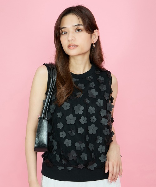 QUEENS COURT（クイーンズコート）の「3Dフラワーチュールレイヤードプルオーバー≪手洗い可能≫（Tシャツ/カットソー・レディース・ブラック/オフホワイト/ベージュ・M）」の16枚目の写真