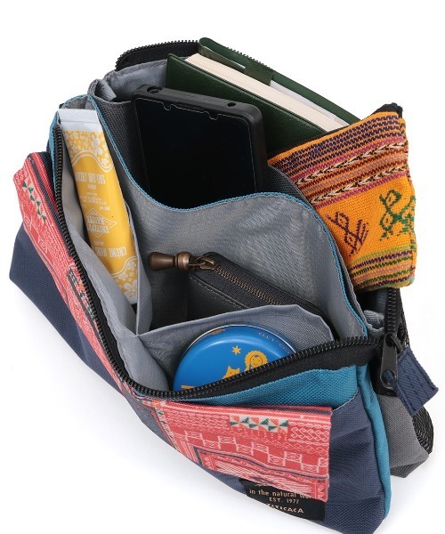 チチカカ（チチカカ）の「マルチプルショルダーバッグ（ショルダーバッグ・レディース・その他2/ブルー・FREE）」の11枚目の写真