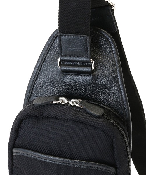 MONSIEUR NICOLE(ムッシュニコル)の「STEFANOMANO(ステファノマーノ)ボディバッグ(ボディバッグ/ウエストポーチ・メンズ・ブラック/ネイビー・FREE)」の8枚目の写真