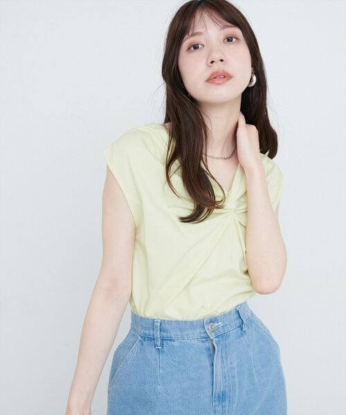 natural couture(ナチュラルクチュール)の「【sherbet line】接触冷感 選べる袖丈ねじりTシャツ(Tシャツ/カットソー・レディース・ピンク系その他/イエロー/オフホワイト/ブルー/ブラック・FREE/フリ-)」の4枚目の写真