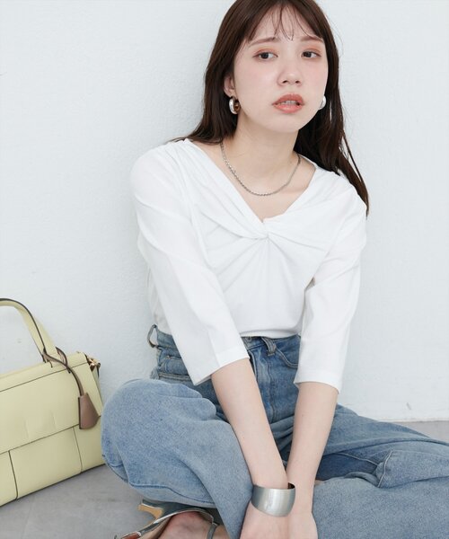 natural couture(ナチュラルクチュール)の「【sherbet line】接触冷感 選べる袖丈ねじりTシャツ(Tシャツ/カットソー・レディース・ピンク系その他/イエロー/オフホワイト/ブルー/ブラック・FREE/フリ-)」の9枚目の写真