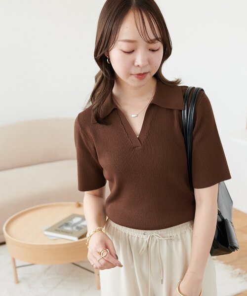 DISCOAT(ディスコート)の「リブ衿付きスキッパープルオーバー(Tシャツ/カットソー・レディース・アイボリー/サックスブルー/ダークブラウン・FREE)」の22枚目の写真