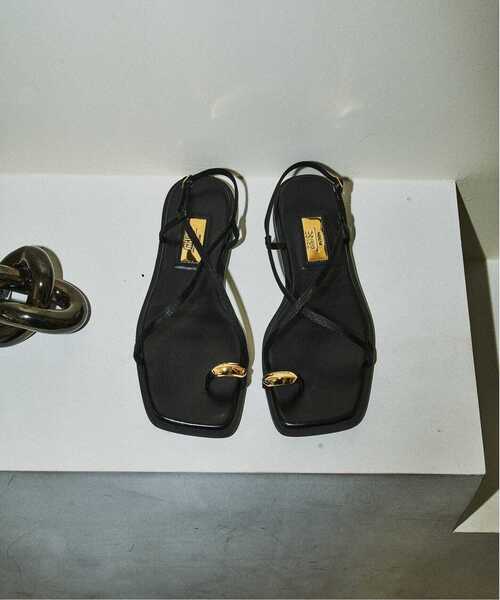 LE TALON（ルタロン）の「《追加4》GRISEメタルリングクロストングサンダル（サンダル・レディース・ブラック/アイボリー・SMALL/MEDIUM/LARGE/X-LARGE）」の2枚目の写真