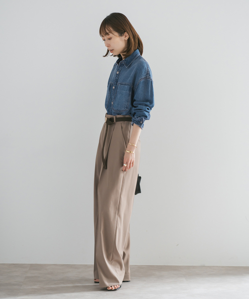 Noble(ノーブル)の「《追加》スージングデニムビッグポケットシャツ3(シャツ/ブラウス・レディース・ネイビー・FREE)」の2枚目の写真