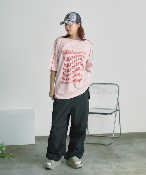 BLANK　（ブランク）の「Distortion Logo Tee/ディストーション ロゴ Tシャツ（Tシャツ/カットソー・レディース・ブラック/ピンク・FREE）」の16枚目の写真