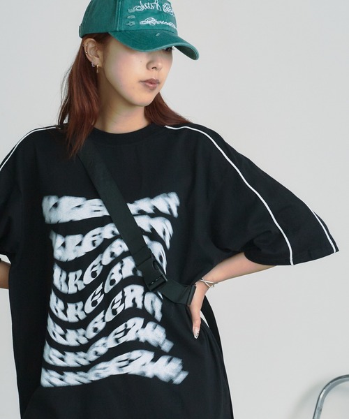 BLANK　（ブランク）の「Distortion Logo Tee/ディストーション ロゴ Tシャツ（Tシャツ/カットソー・レディース・ブラック/ピンク・FREE）」の7枚目の写真