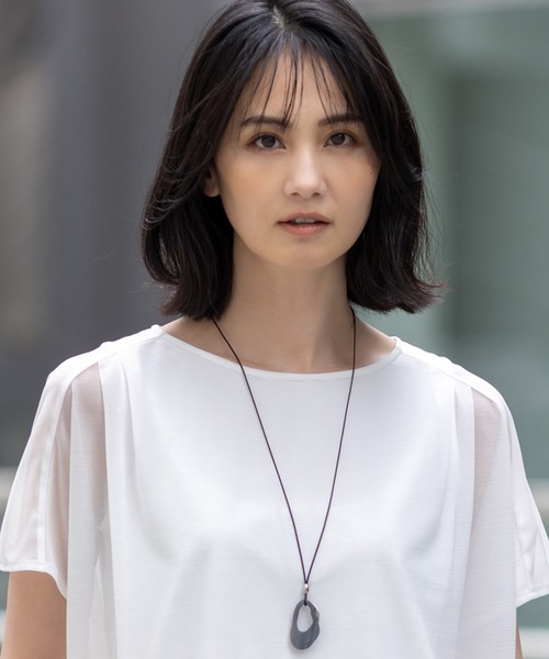 A/C DESIGN BY ALPHA CUBIC（エーシーデザインバイアルファキュービック）の「コードモチーフネックレス（ネックレス・レディース・シルバー/ゴールド・フリー）」の2枚目の写真