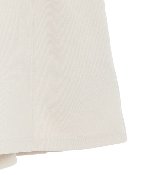 earth music&ecology(アースミュージックアンドエコロジー)の「ベルト付きタブデザインショートパンツ(その他パンツ・レディース・ブラック/ブラウン/アイボリー・S/M)」の11枚目の写真