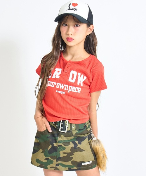ANAP GiRL(アナップガール)の「メッセージリブトップス(Tシャツ/カットソー・キッズ・カーキ/ホワイト/レッド・S/XS/M)」の3枚目の写真