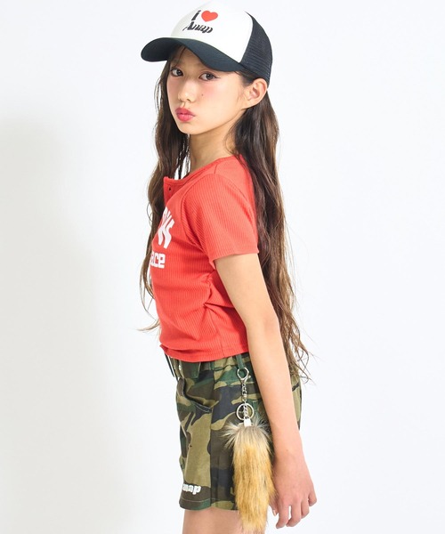 ANAP GiRL(アナップガール)の「メッセージリブトップス(Tシャツ/カットソー・キッズ・カーキ/ホワイト/レッド・S/XS/M)」の5枚目の写真