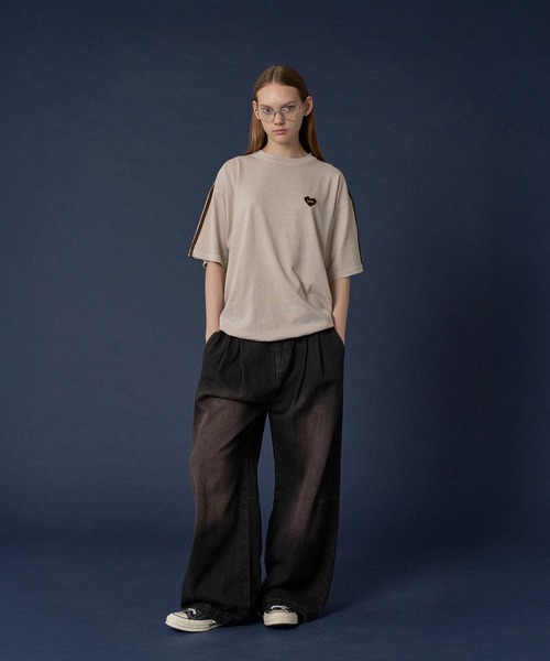ONCILY(オンシェリー)の「SIDE LINE TRUCK LOGO T-SHIRT / サイドライントラックロゴTシャツ(Tシャツ/カットソー・メンズ・ブラック/アイボリー/オフホワイト・SMALL/MEDIUM/LARGE)」の22枚目の写真