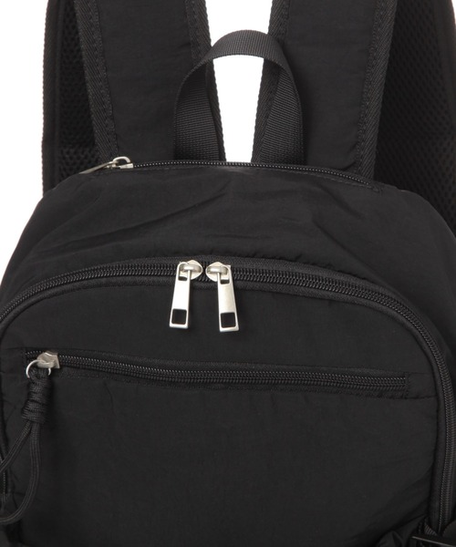 studio CLIP（スタディオクリップ）の「からだよろこぶ撥水リュックサック（バックパック/リュック・レディース・ブラック/ベージュ・FREE）」の6枚目の写真