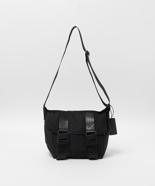 Steven Alan(スティーブンアラン)の「<AMIACALVA>MESSENGER BAG/ショルダーバッグ(メッセンジャーバッグ・レディース・ブラック・FREE)」の1枚目の写真