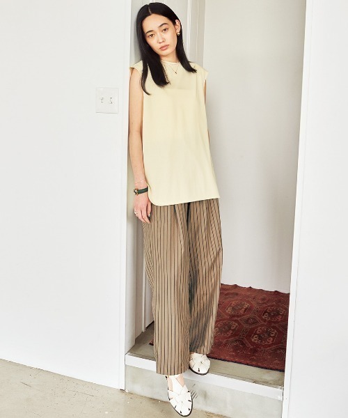 MEDE19F（メデジュウキュウ）の「ＢＲＡＮＤ　ＮＥＷ　ＭＩＸ　ＳＴＹＬＥ　接触冷感のラウンドヘムフレンチスリーブＴシャツ（Tシャツ/カットソー・レディース・ライトブルー/アイボリー/ブラウン・3L/LL/M/S/L）」の4枚目の写真