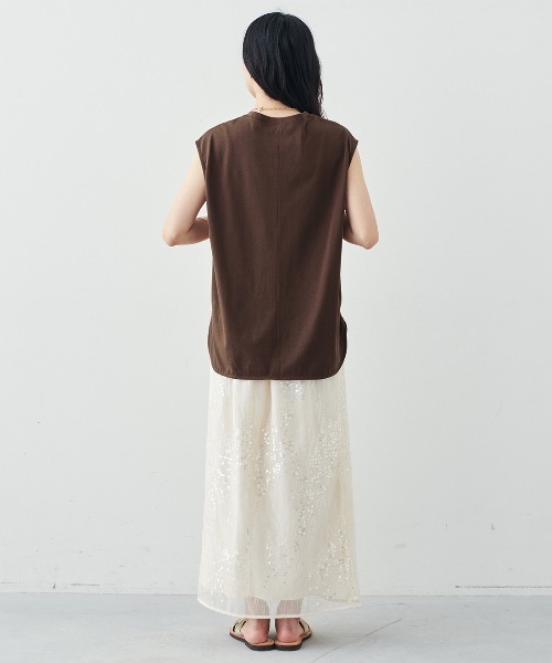 MEDE19F（メデジュウキュウ）の「ＢＲＡＮＤ　ＮＥＷ　ＭＩＸ　ＳＴＹＬＥ　接触冷感のラウンドヘムフレンチスリーブＴシャツ（Tシャツ/カットソー・レディース・ライトブルー/アイボリー/ブラウン・3L/LL/M/S/L）」の21枚目の写真