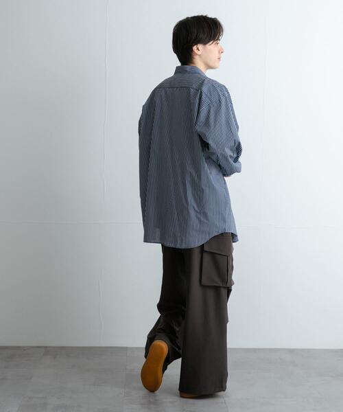 SENSE OF PLACE by URBAN RESEARCH（センスオブプレイスバイアーバンリサーチ）の「『ユニセックス』ブロードレギュラーカラールーズシャツ（シャツ/ブラウス・メンズ・チャコールグレー/ライトブルー/ミント/ブルー系その他・MEDIUM/LARGE）」の7枚目の写真