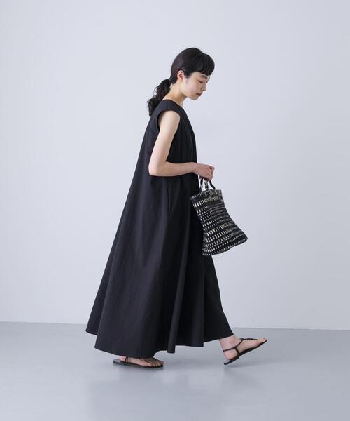 かぐれ(カグレ)の「コットンAラインノースリワンピース(ワンピース・レディース・ネイビー/ブラック・FREE)」の18枚目の写真