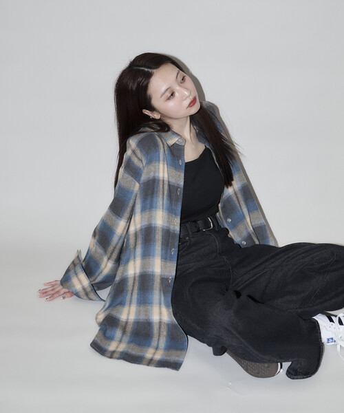 PUBLUX(パブリュクス)の「PUBLUX/パブリュクス オーバーサイズ チェックシャツ 限定展開(シャツ/ブラウス・レディース・ブラウン/ベージュ/オレンジ・フリ-)」の4枚目の写真